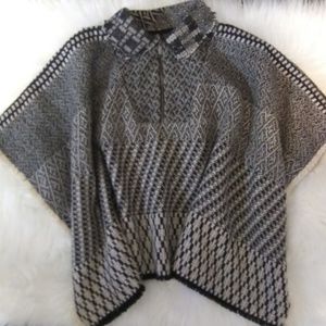 NWOT Zara Girls Size 4  Poncho Top Raw Hem